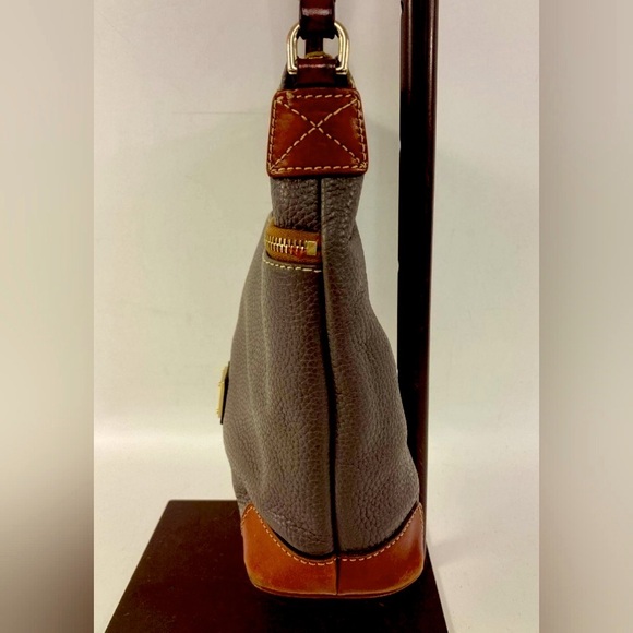 Dooney & Bourke 1975 Women's Pebble Grain Leather Crossbody- - Picture 4 of 11